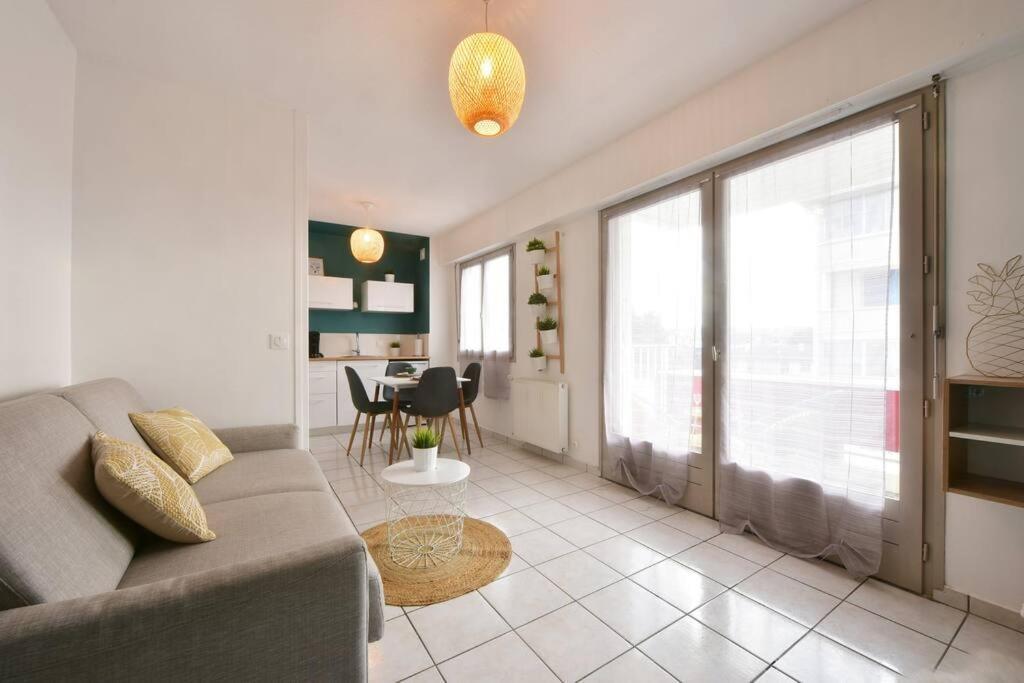 Cabana & Le Central - Proche Lac , Terrasse Et Parking Annecy Esterno foto
